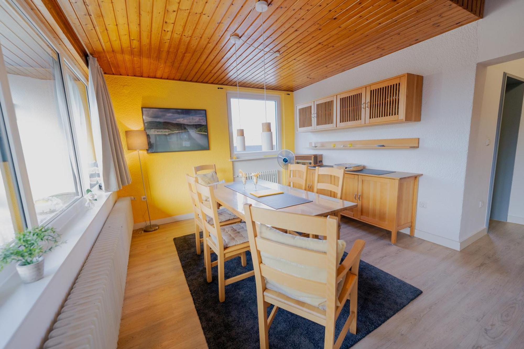 Ferienhaus Schoene Aussicht Ferienwohnung Gelb Hemfurth-Edersee Экстерьер фото