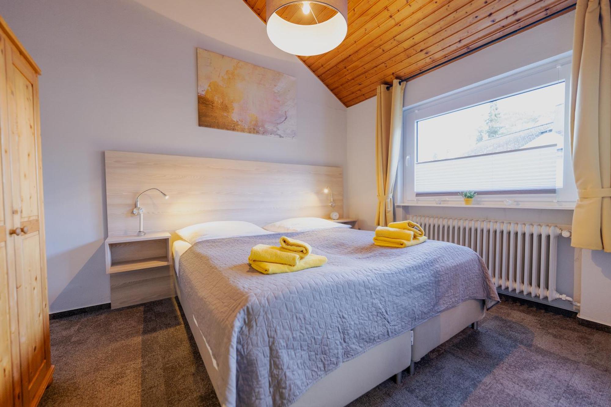 Ferienhaus Schoene Aussicht Ferienwohnung Gelb Hemfurth-Edersee Экстерьер фото